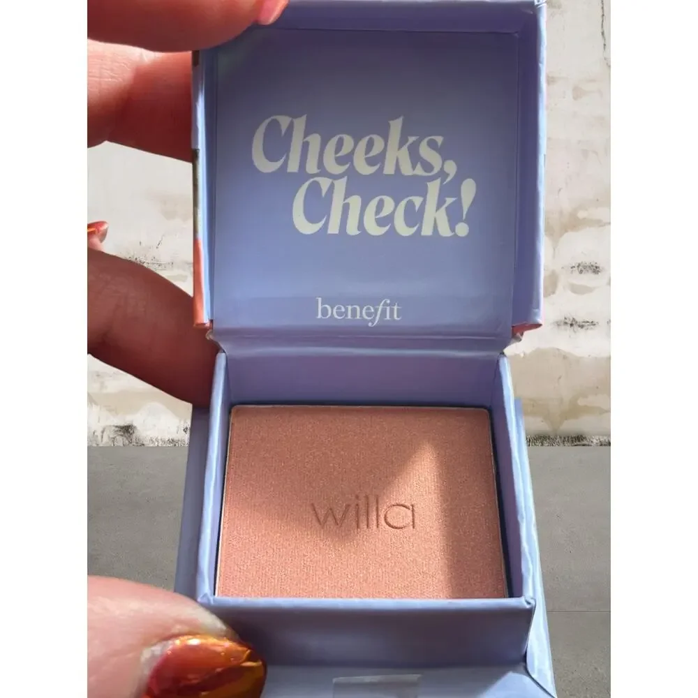 Benefit Cosmetics WANDERful World Silky-Soft Powder Blush Mini in Willa NEW
